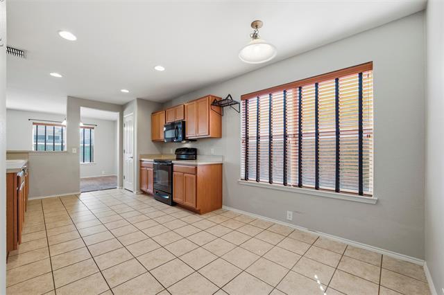 Building Photo - 10404 Nettie St