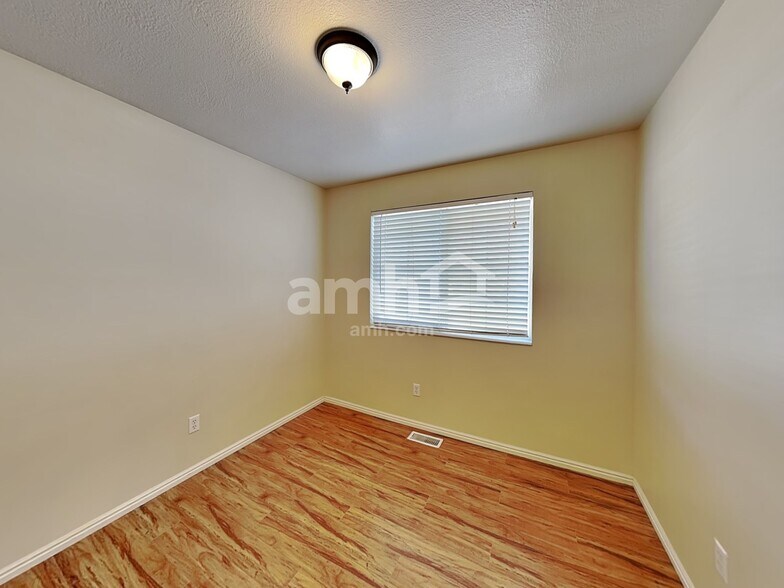 Building Photo - 2258 S 2775 W