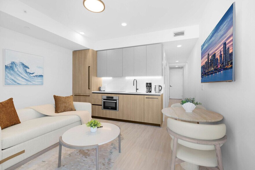 Building Photo - 7144 Byron Ave