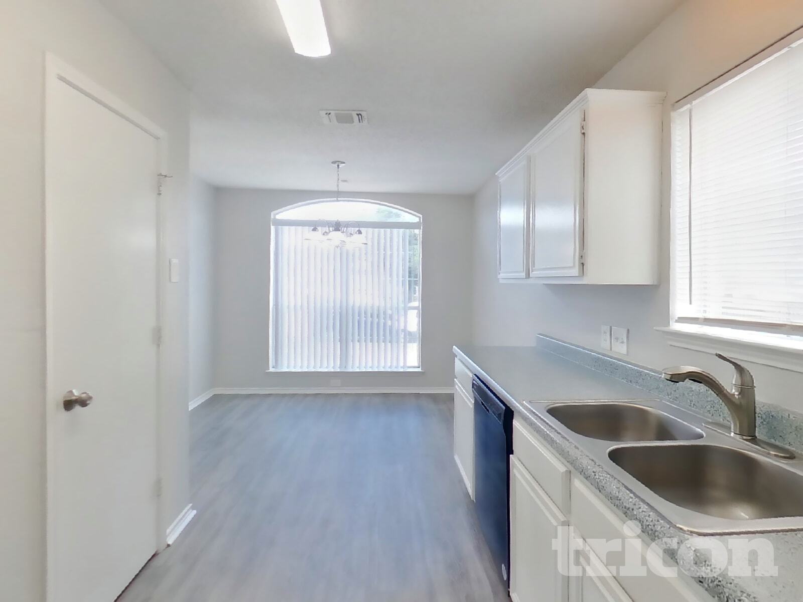 Building Photo - 720 Charles City Dr