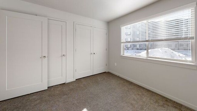 Building Photo - 2 BED 1 BATH CONDO FOR RENT IN OREM!!!