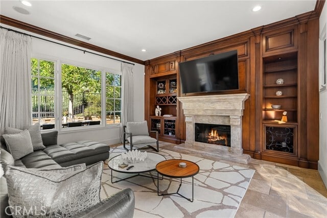 Building Photo - 7 Pacific Winds