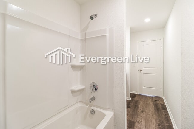 Building Photo - 108 Terrence Dr