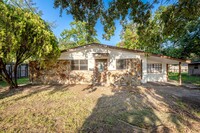 Building Photo - Adorable 3 bedroom ready to rent!