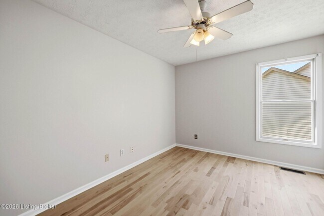 Building Photo - 4029 Orchard Lake Dr