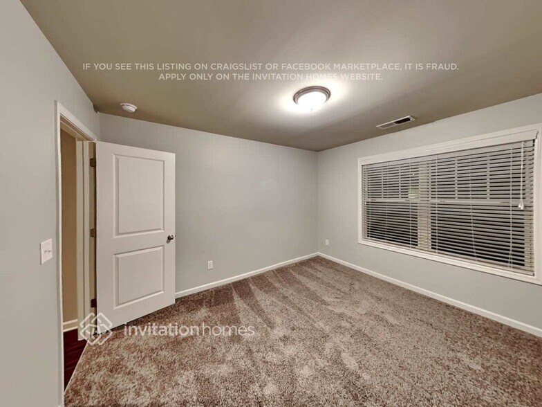 Building Photo - 248 Sage Dr