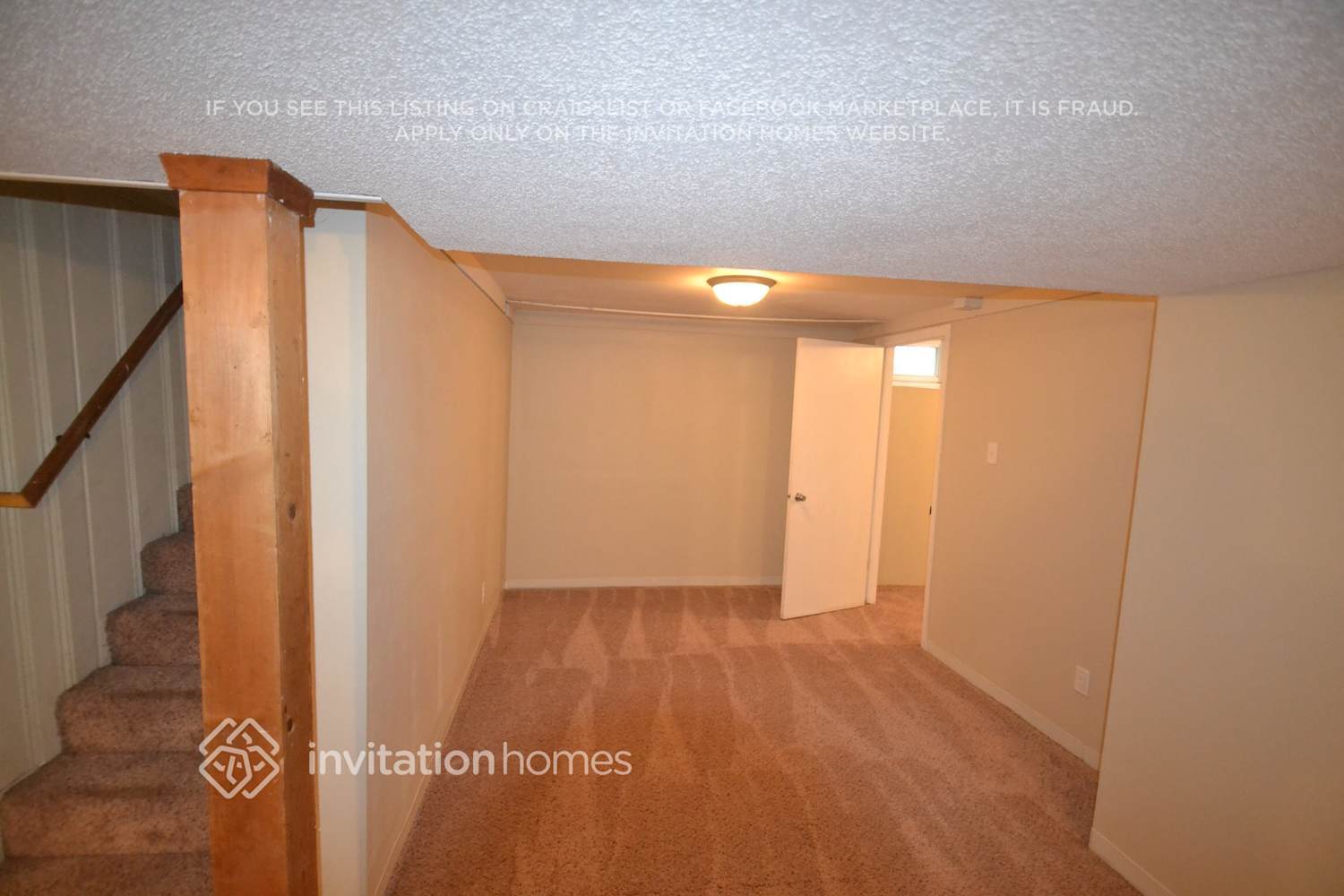 Building Photo - 4016 5th Ave S