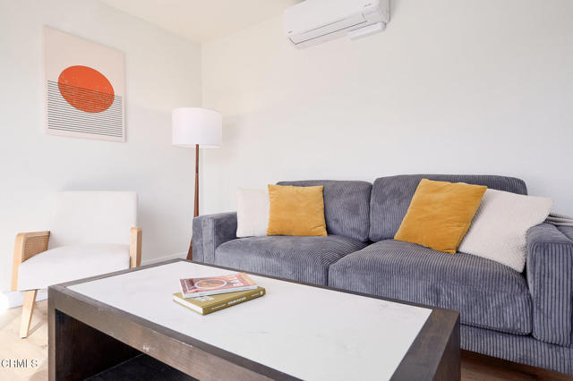 Building Photo - 97 Everett St