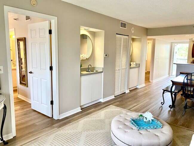 Building Photo - 2320 Terra Ceia Bay Blvd
