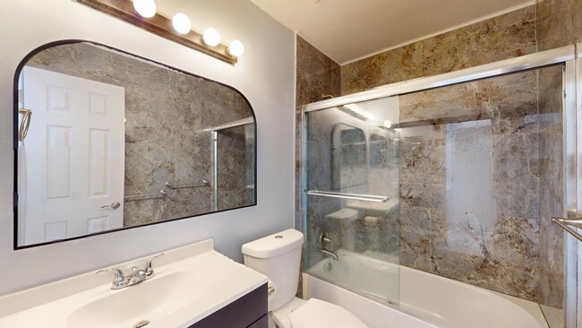 Building Photo - 704 49th St E