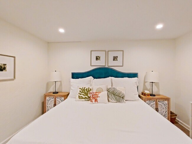 Building Photo - Furnished Ocean-View Townhome for Long-Term Lease – Dana Point