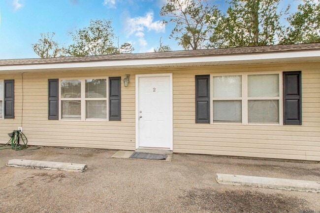 Building Photo - 27859 Frindik Ln