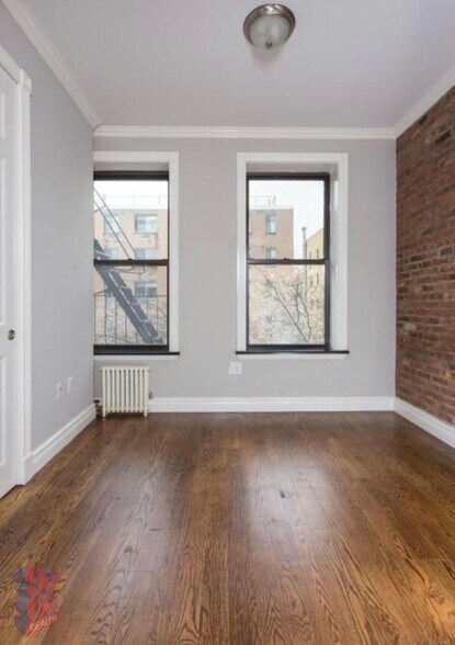 Building Photo - Avenue B