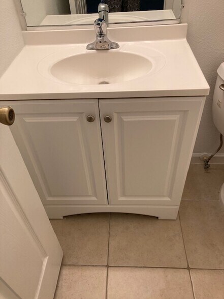 Building Photo - 29 Pony Ln