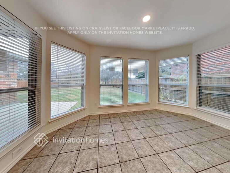 Building Photo - 5609 Parkplace Dr