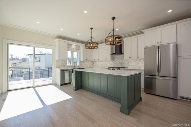 Building Photo - 7 Victoria Ln