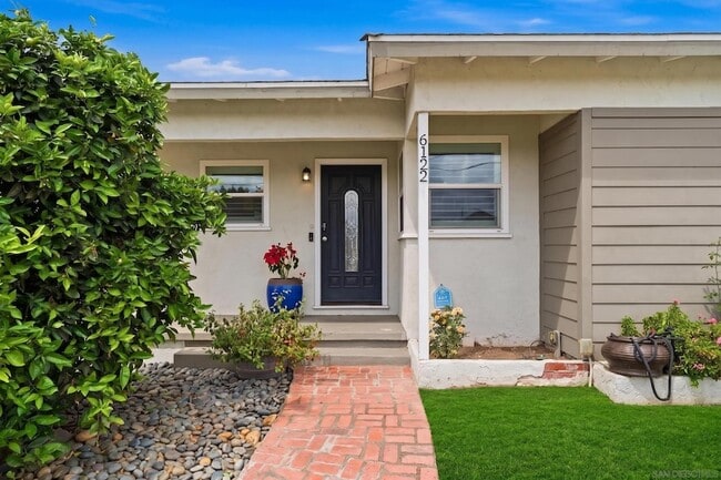 Building Photo - 6122 Nagel St