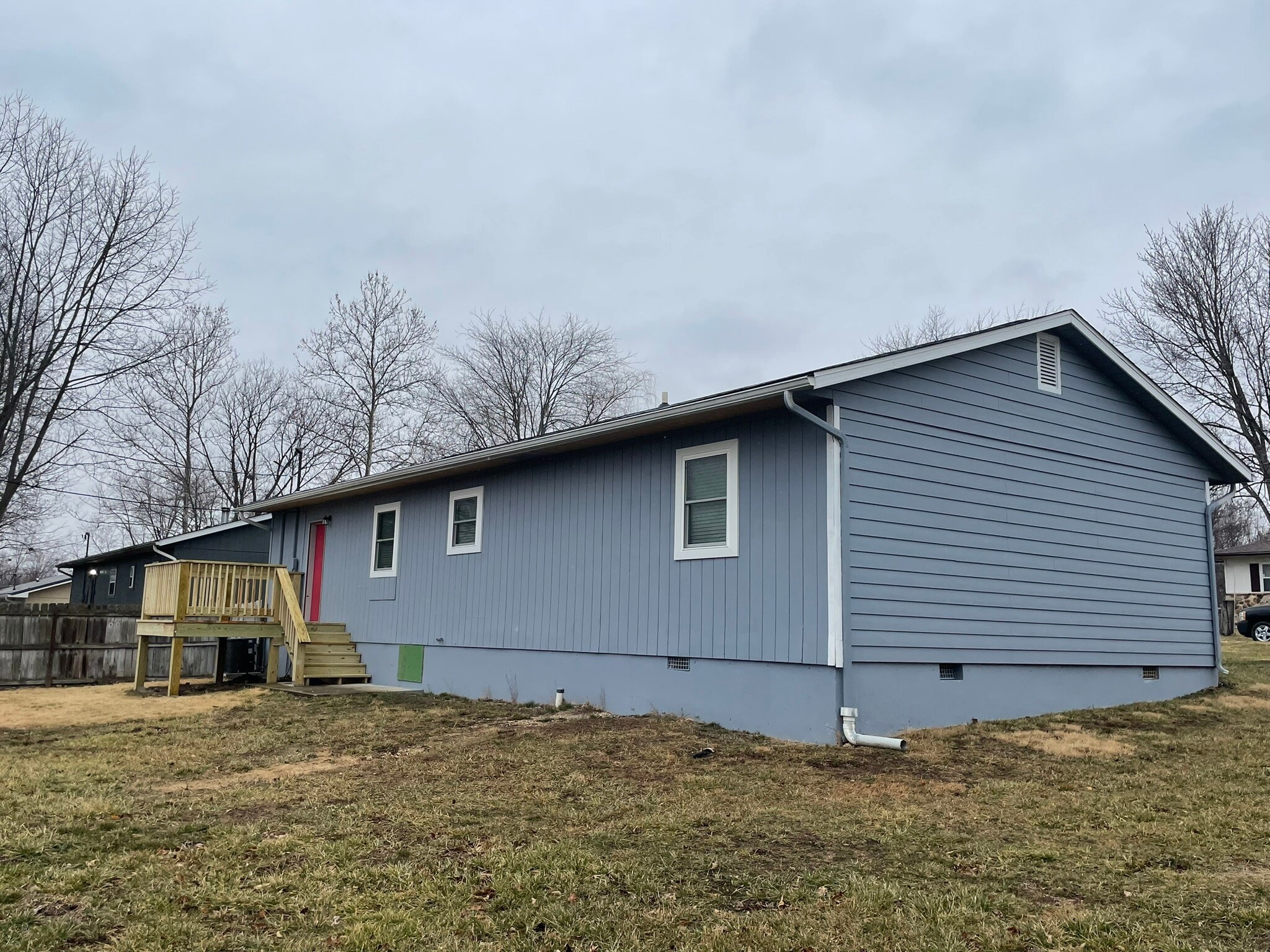 Building Photo - 1812 Briarwood Dr