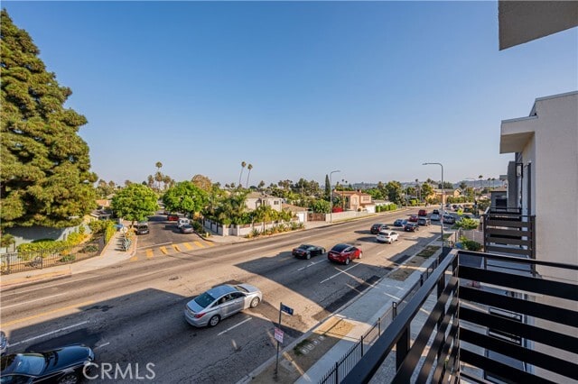 Building Photo - 2733 S La Brea Ave