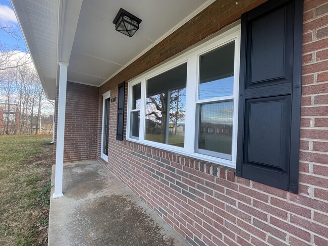 Building Photo - 317 Enola Rd