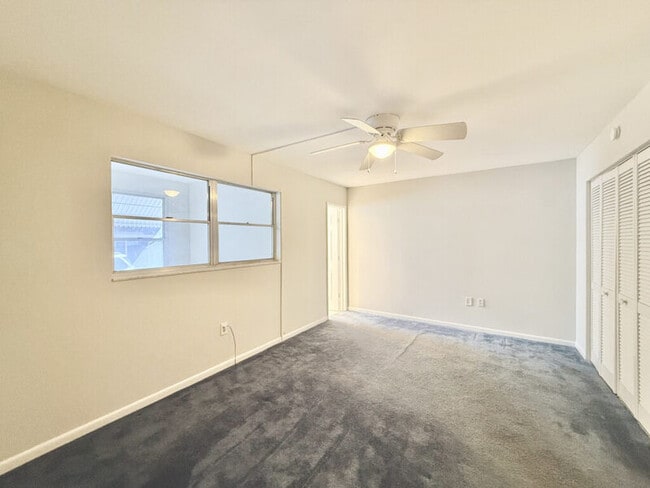 Building Photo - 911 Washington Ave SW