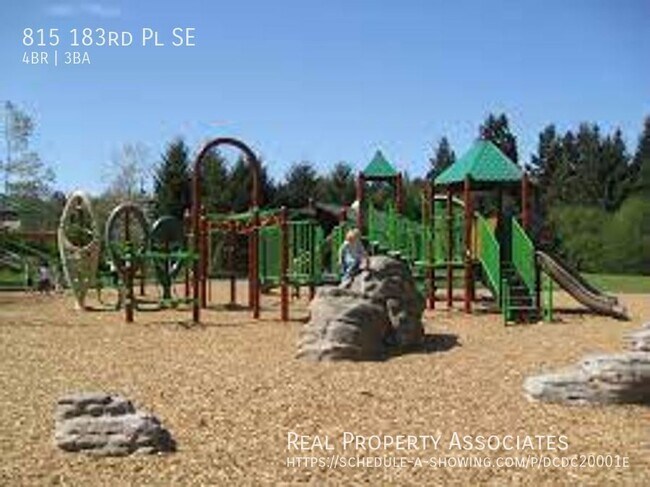Building Photo - 815 183rd Pl SE