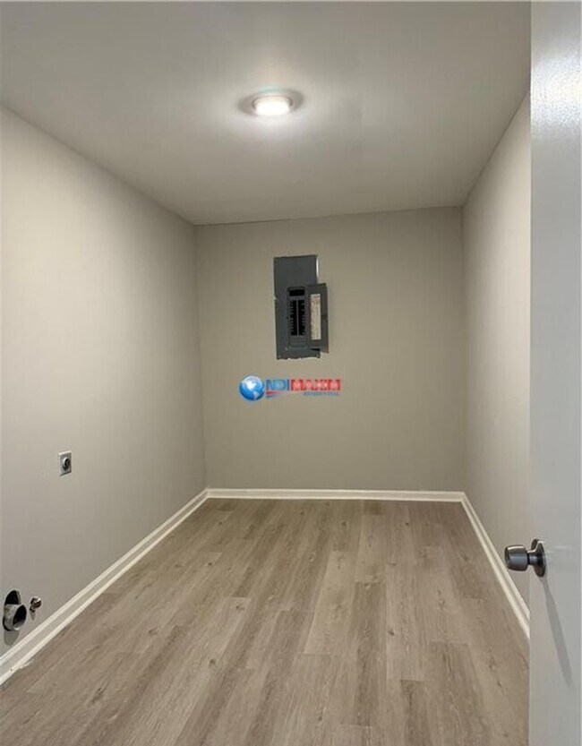Building Photo - Fully RENOVATED 4-bedroom ranch in Conyers