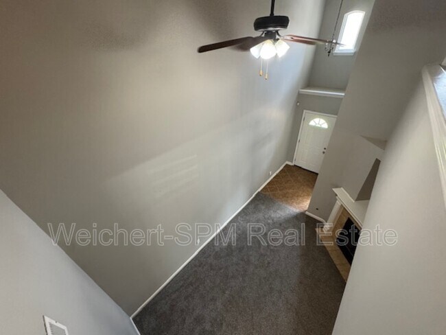 Building Photo - 9258 Lazzini Cove
