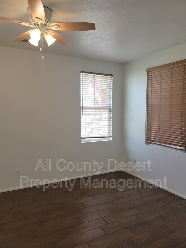 Building Photo - 37853 Avon St