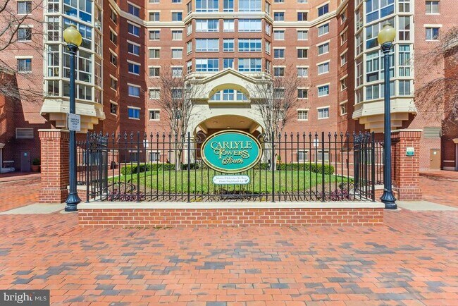 Building Photo - 2151 Jamieson Ave