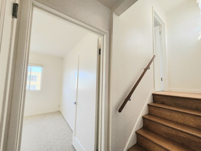 Building Photo - Lovely home in Daly City