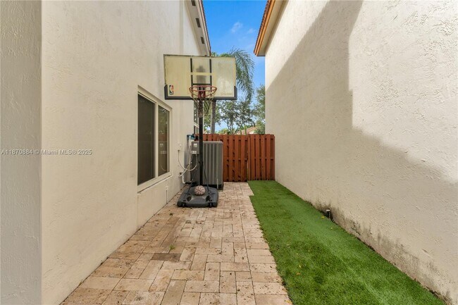 Building Photo - 11230 NW 59th Terrace