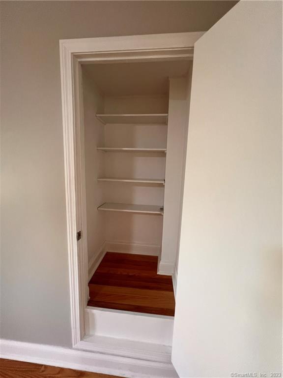 Closet - 303 Quaker Ln S