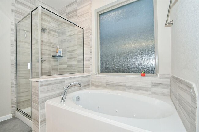 Building Photo - 31207 Birch Mills Dr