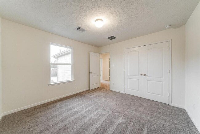 Building Photo - 23415 Stahl Creeks Ln