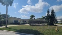 Building Photo - 1101 Sioux Dr