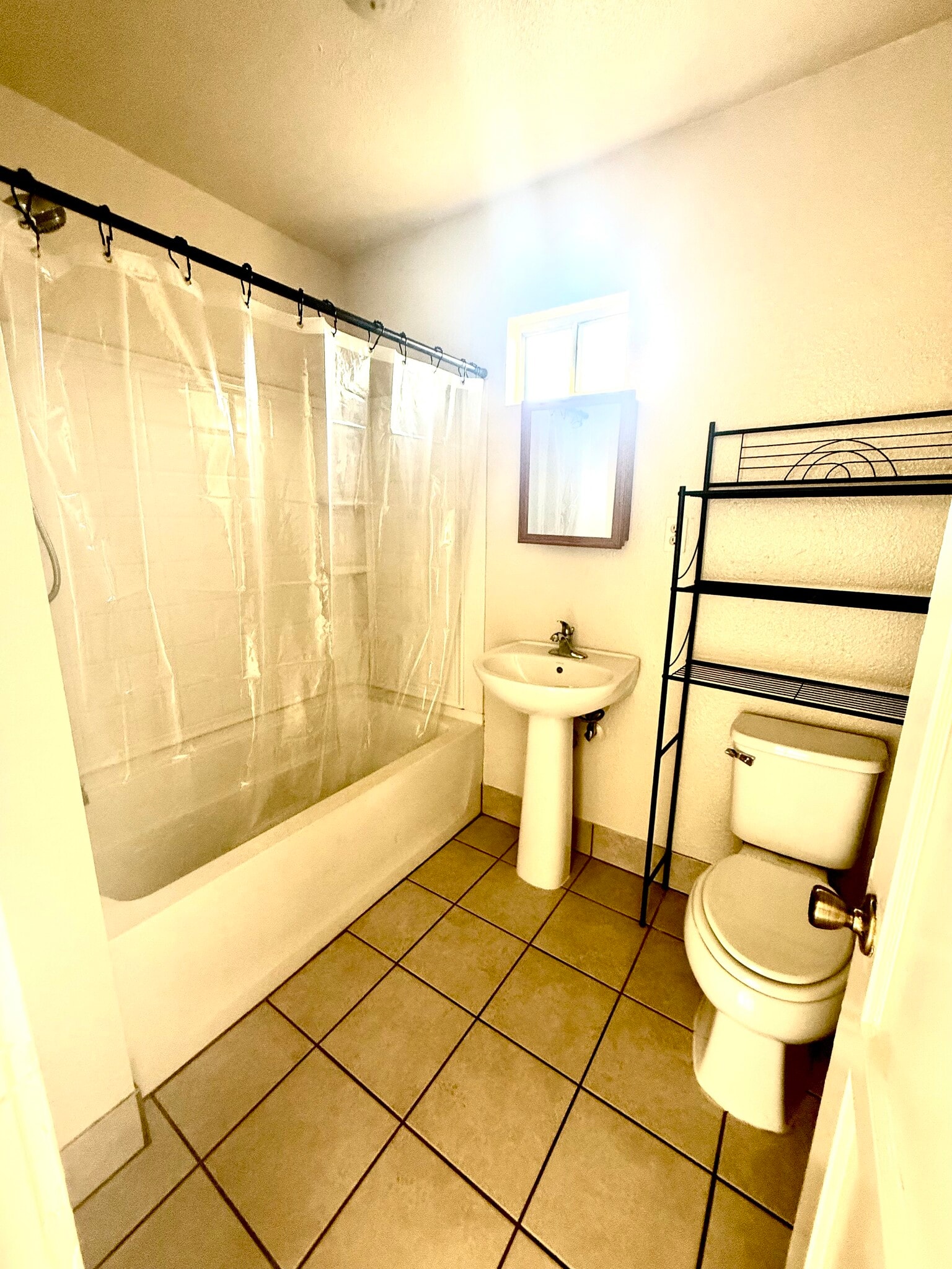 Building Photo - 539 Terminal Ave