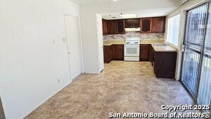 Building Photo - 3043 Timber View Dr