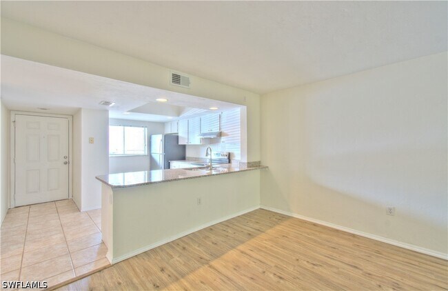 Building Photo - 2385 Naples Trace Cir