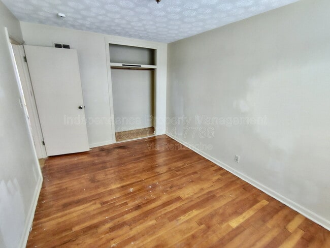 Building Photo - 4278 Catalpa Dr.