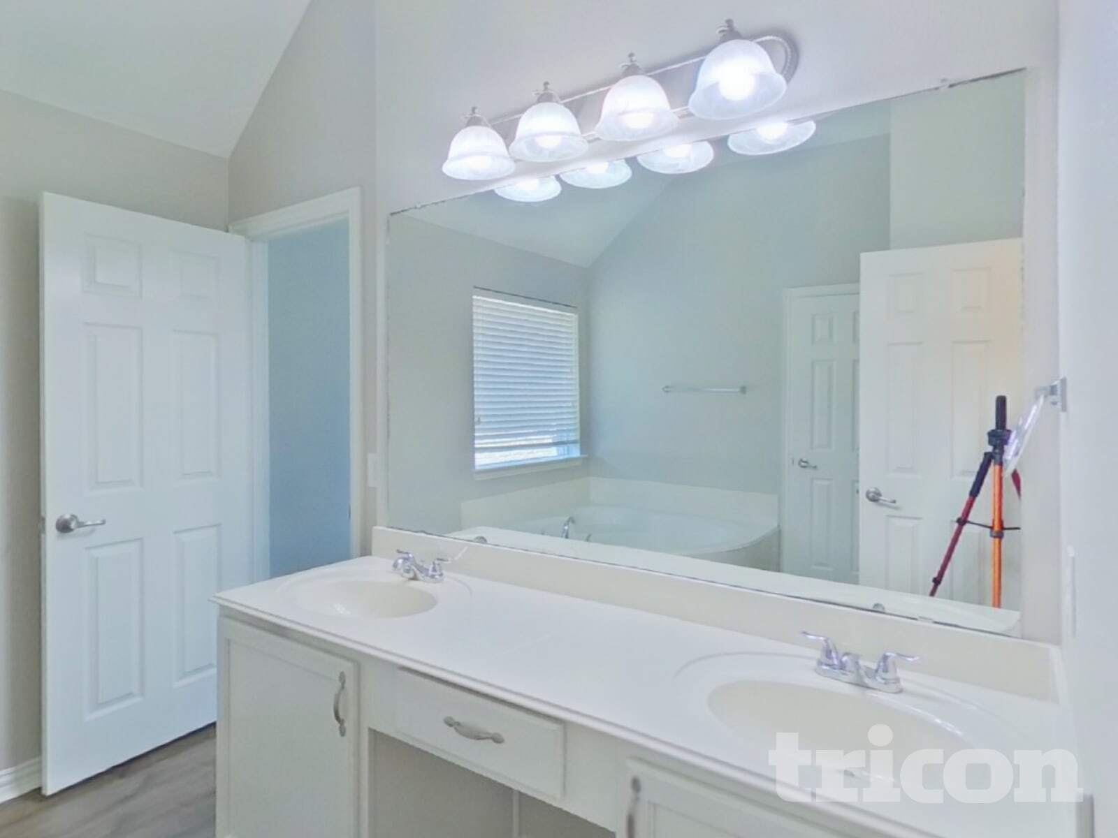 Building Photo - 7814 Longbow Ln