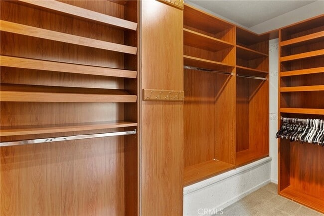 Building Photo - 28501 El Sur