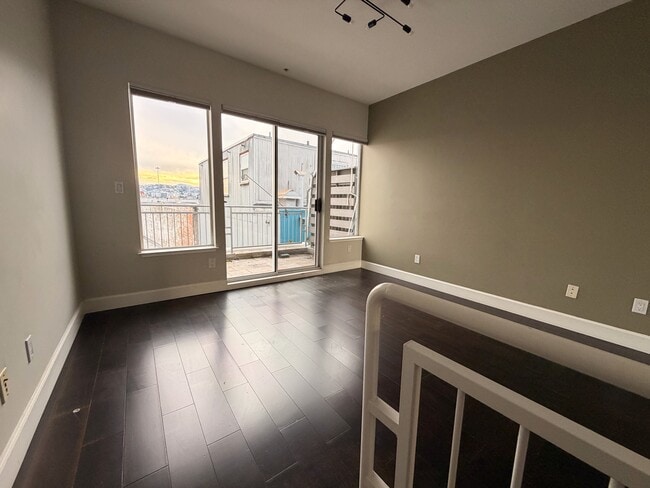 Building Photo - 18 Norfolk St