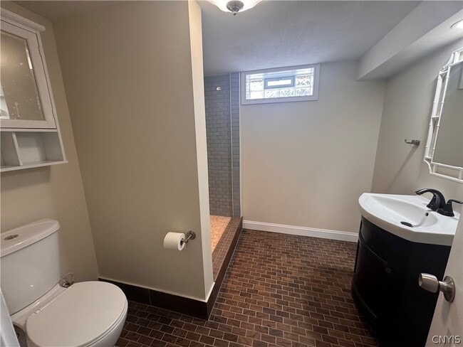 Building Photo - 108 Kristin Rd