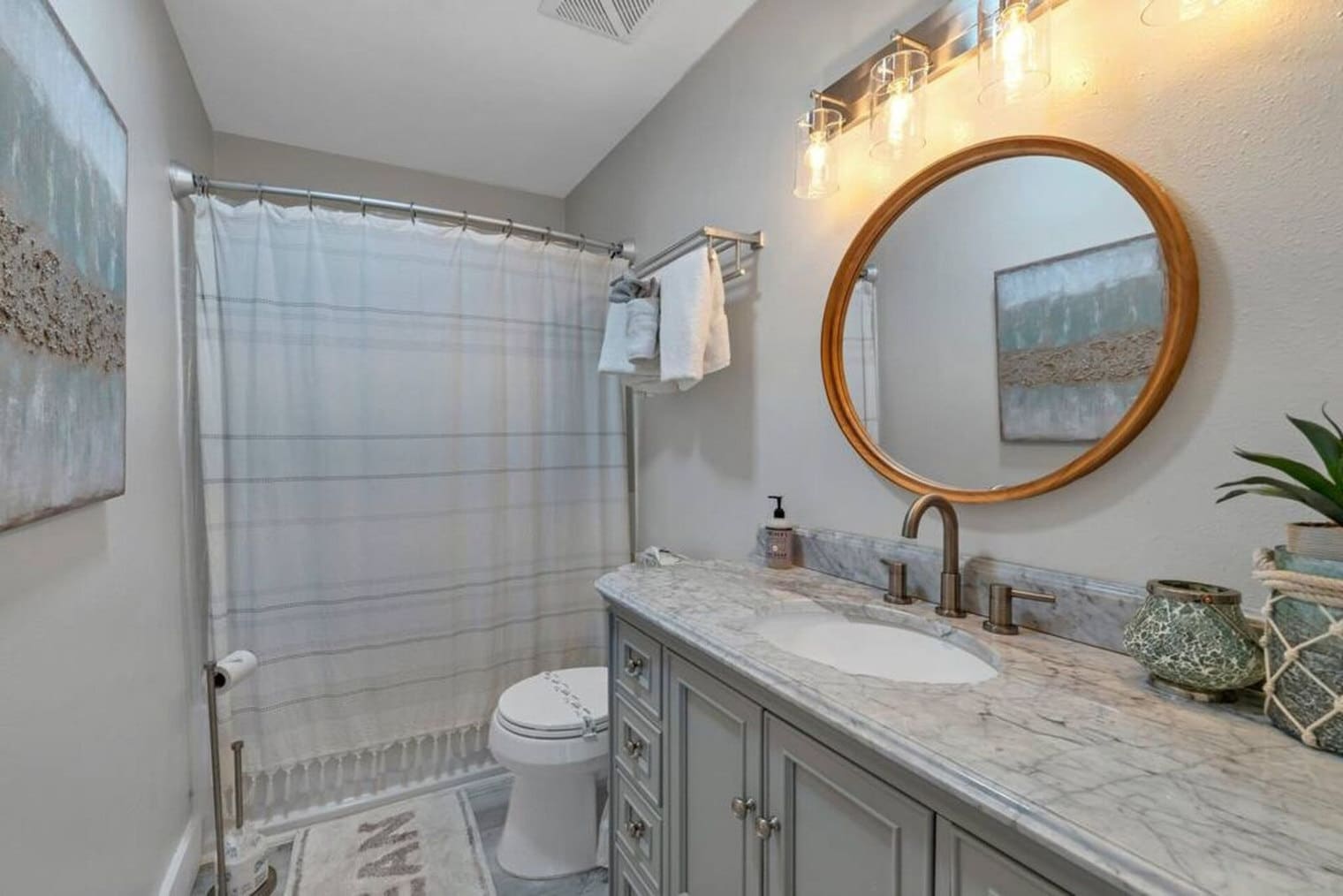 Building Photo - 312 Bream Ave