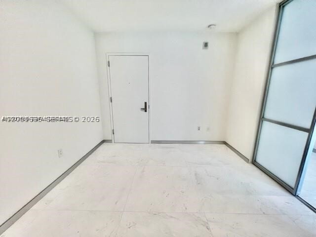Building Photo - 16901 Collins Ave