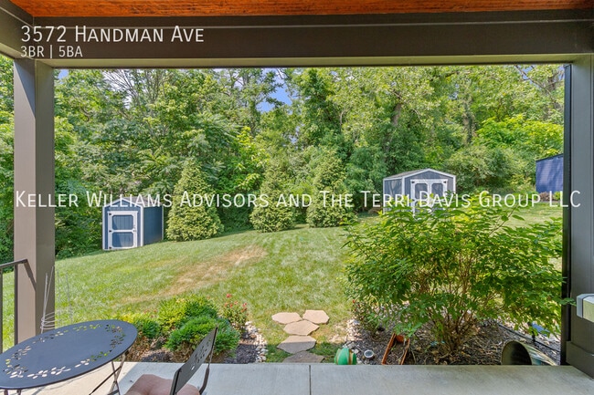 Building Photo - 3572 Handman Ave