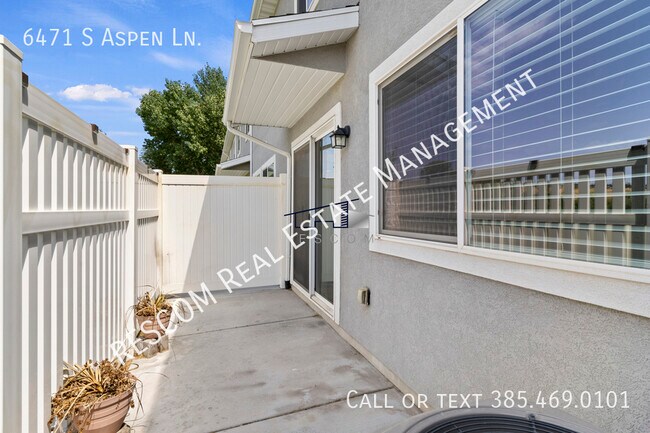 Building Photo - 6471 S Aspen Ln