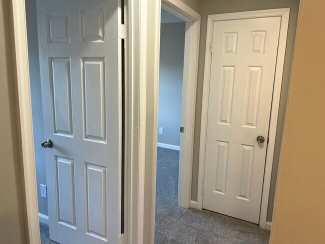 Building Photo - 1109 Netherland Ct