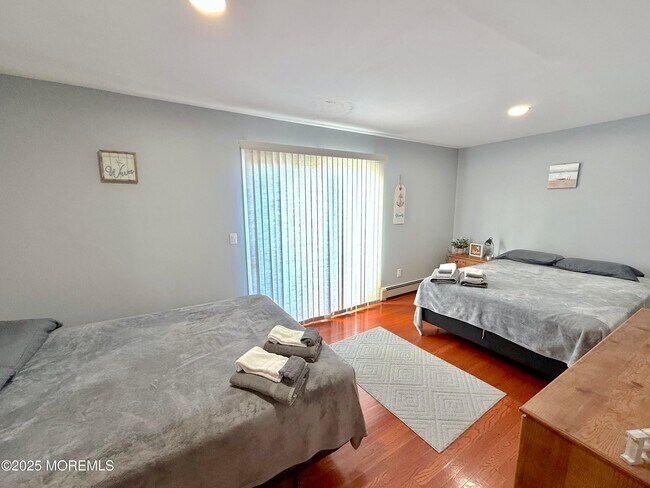 Building Photo - 106 Trinidad Ave